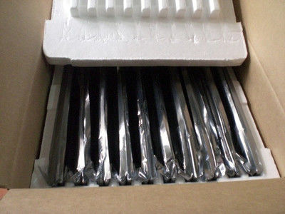 قیمت خوب مانیتور ال‌سی‌دی واید اسکرین ۱۲.۱ اینچی توشیبا با رزولوشن ۱۴۰۰x۱۰۵۰ پیکسل و ۲۶۲ هزار رنگ LTD121KM7K آنلاین